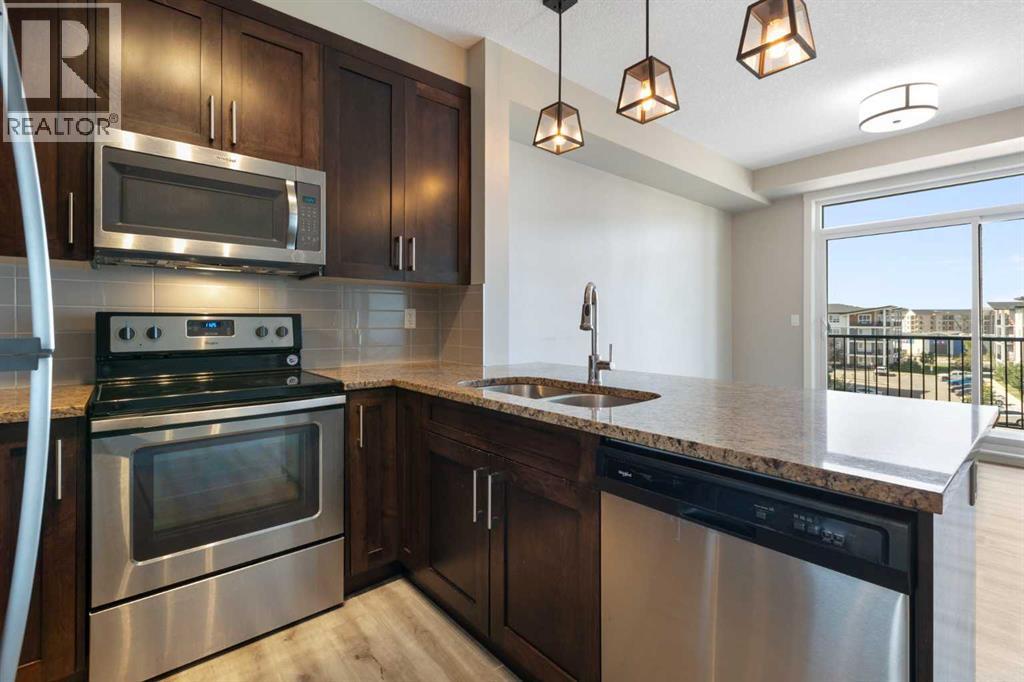 406, 10 Walgrove Walk Se, Calgary, Alberta  T2X 4E3 - Photo 7 - A2246081