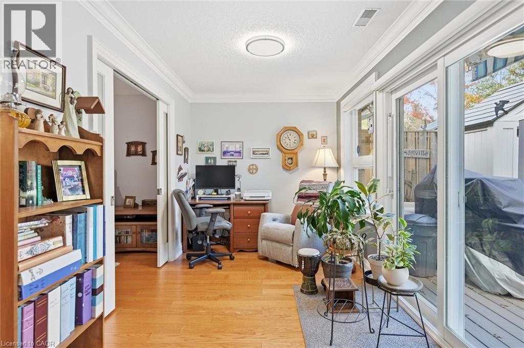 34 Cardinal Mindszenty Boulevard, Hamilton, Ontario  L9B 2M3 - Photo 22 - 40783781