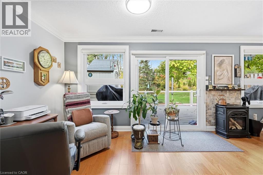 34 Cardinal Mindszenty Boulevard, Hamilton, Ontario  L9B 2M3 - Photo 23 - 40783781