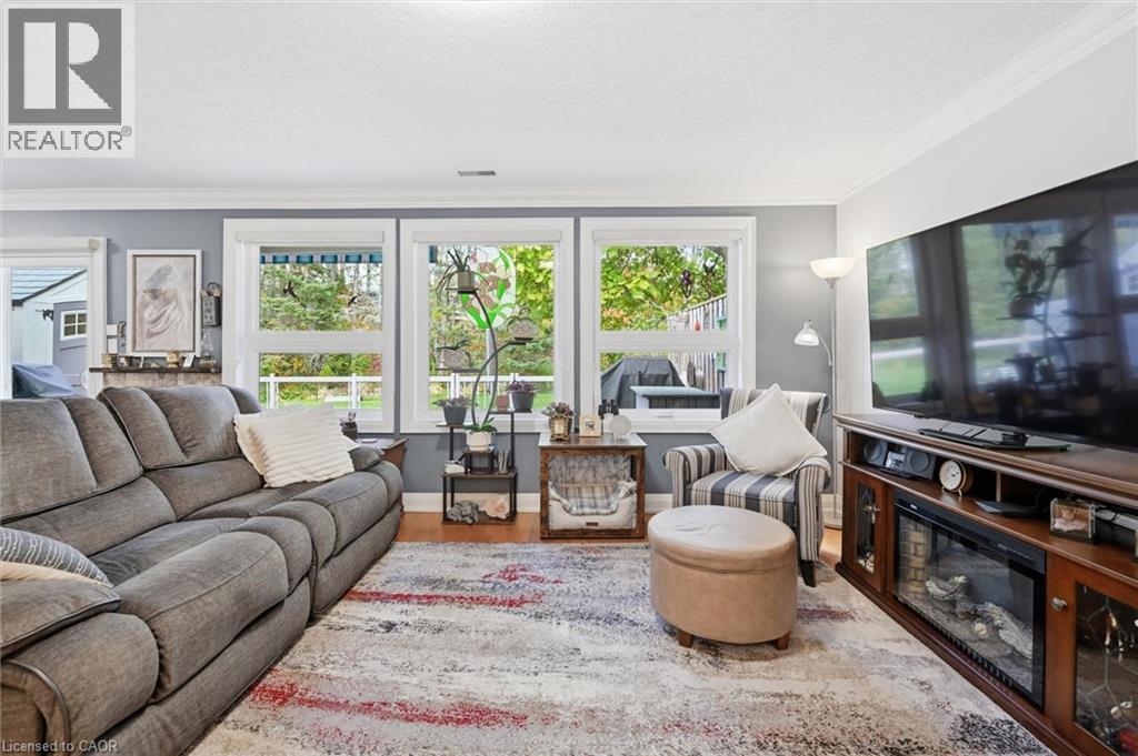 34 Cardinal Mindszenty Boulevard, Hamilton, Ontario  L9B 2M3 - Photo 19 - 40783781