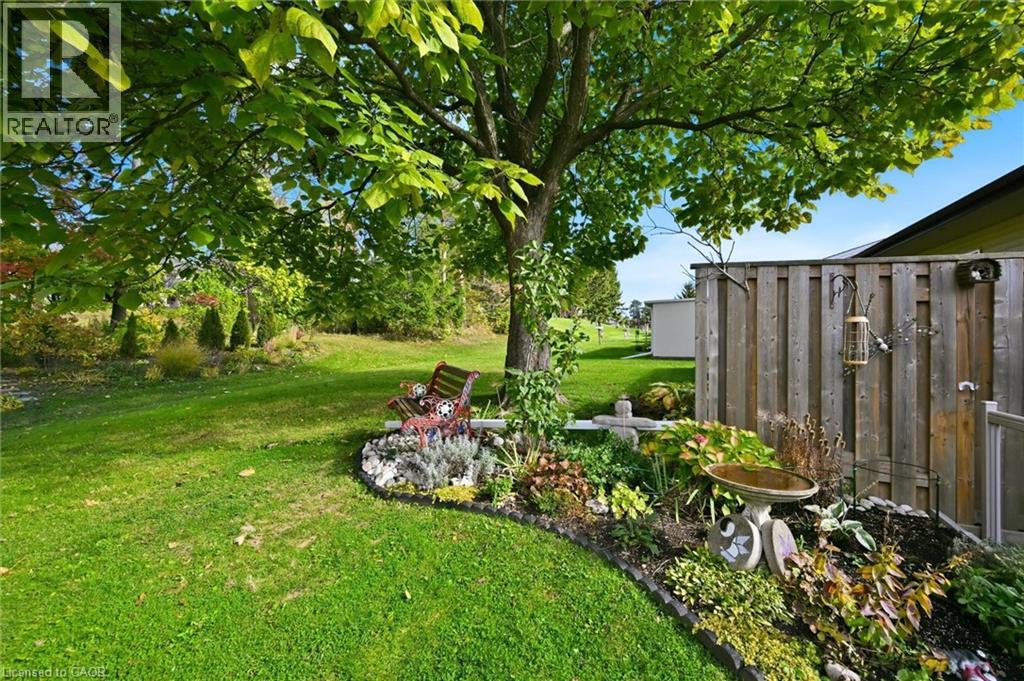 34 Cardinal Mindszenty Boulevard, Hamilton, Ontario  L9B 2M3 - Photo 35 - 40783781