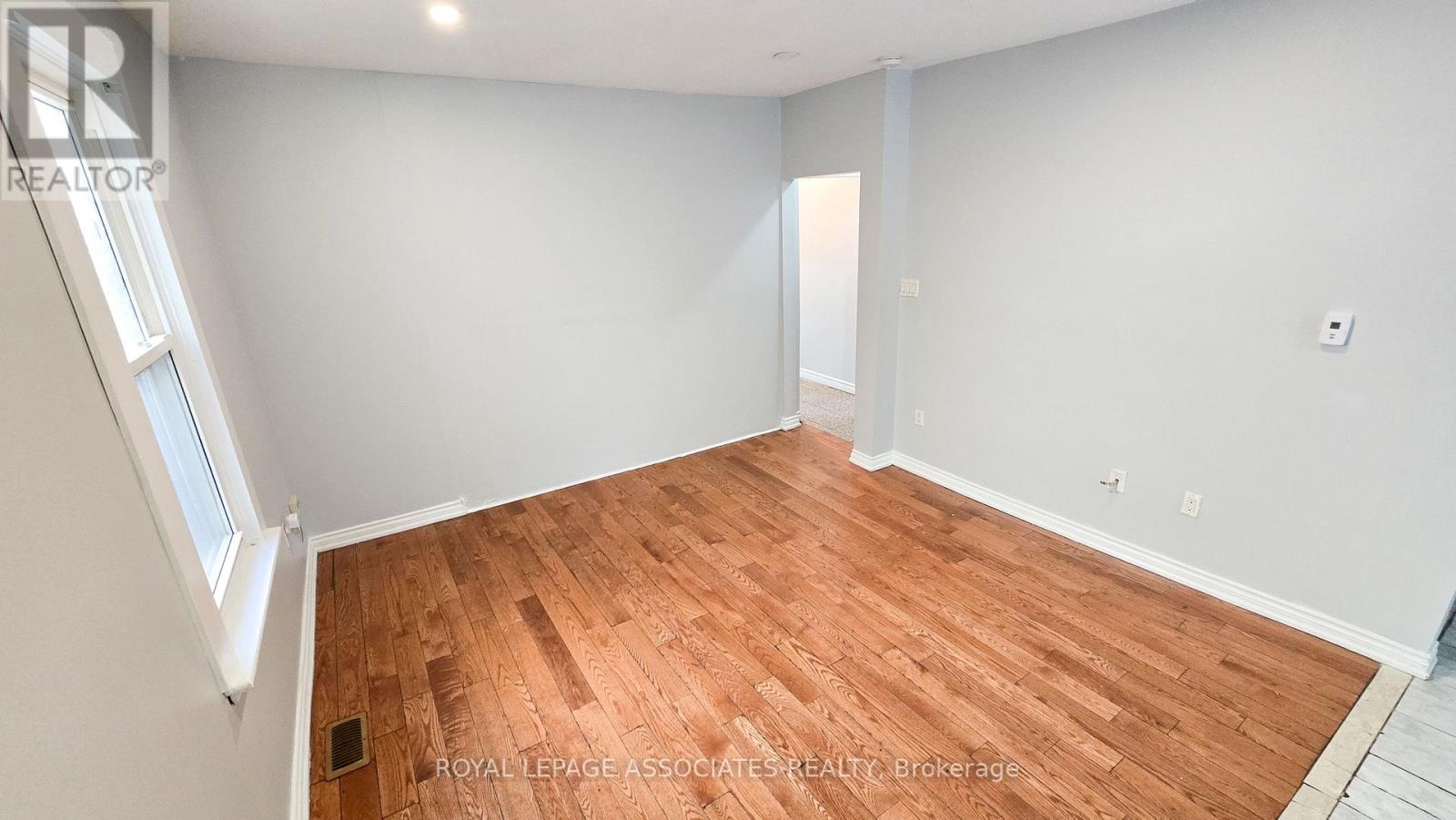 455 Main Street W, Hamilton, Ontario  L8P 1K5 - Photo 5 - X12492128