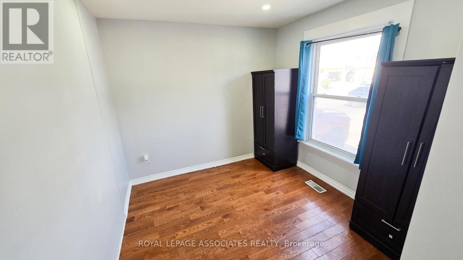 455 Main Street W, Hamilton, Ontario  L8P 1K5 - Photo 7 - X12492128