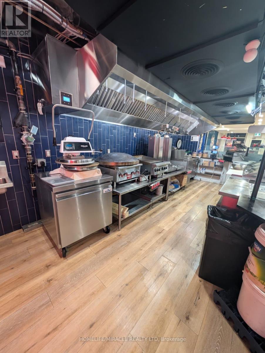 320 Princess Street, Kingston, Ontario  K7L 1B6 - Photo 16 - X12492170