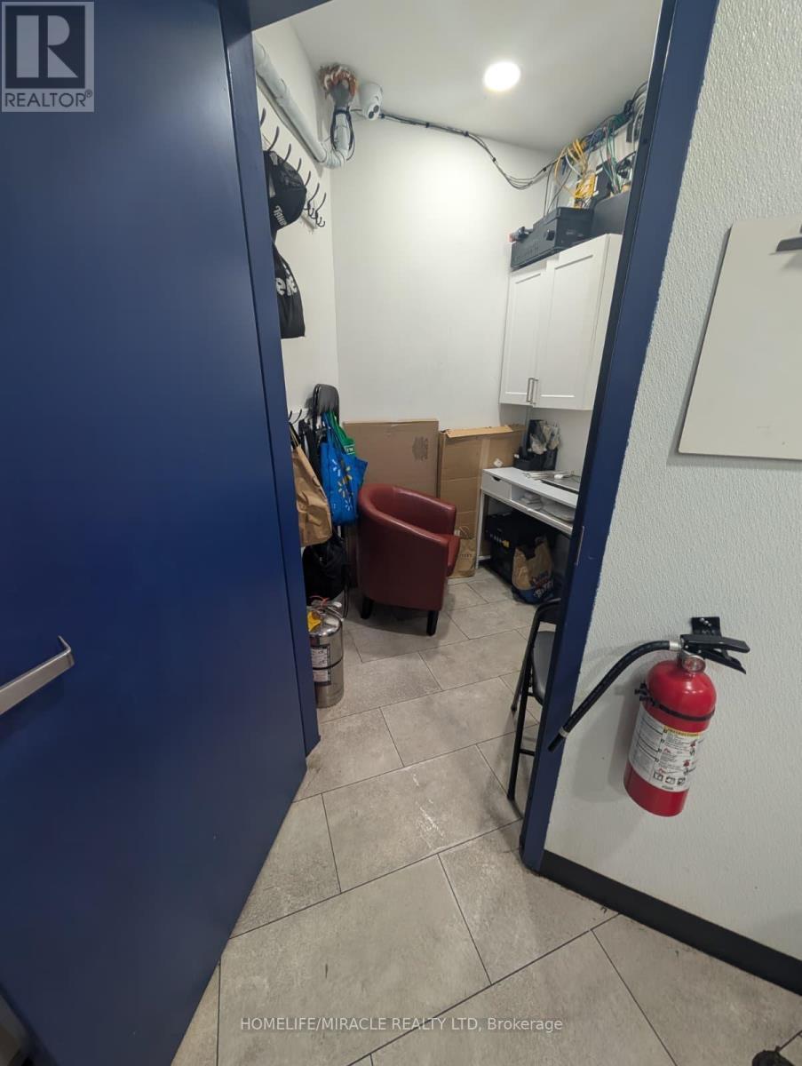 320 Princess Street, Kingston, Ontario  K7L 1B6 - Photo 23 - X12492170