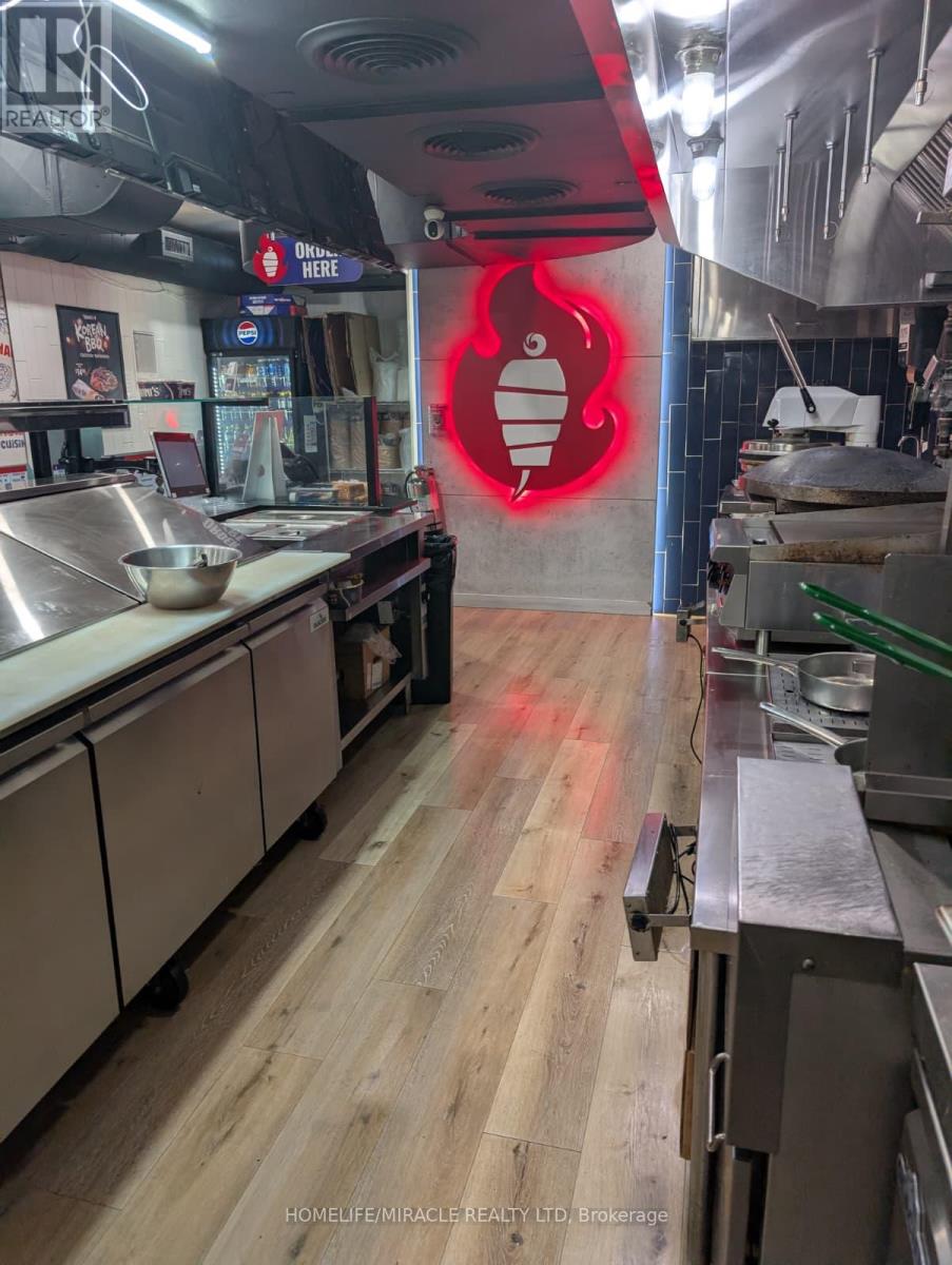 320 Princess Street, Kingston, Ontario  K7L 1B6 - Photo 28 - X12492170