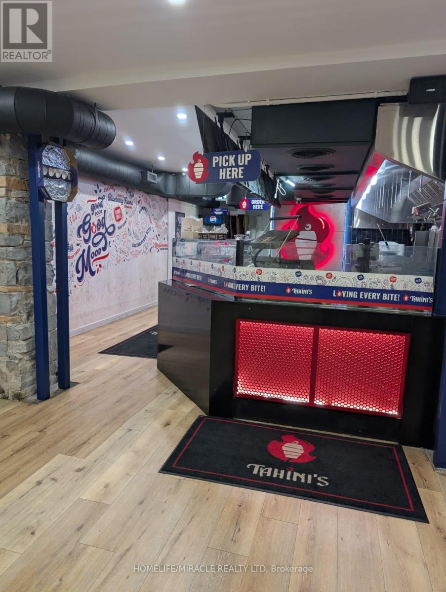 320 Princess Street, Kingston, Ontario  K7L 1B6 - Photo 3 - X12492170