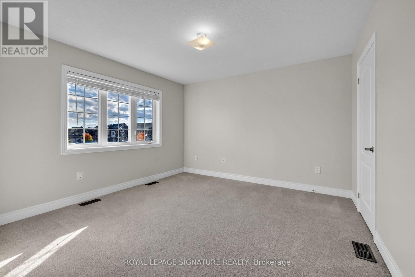 1089 Upper Thames Drive, Woodstock, Ontario  N4T 0H2 - Photo 20 - X12492258