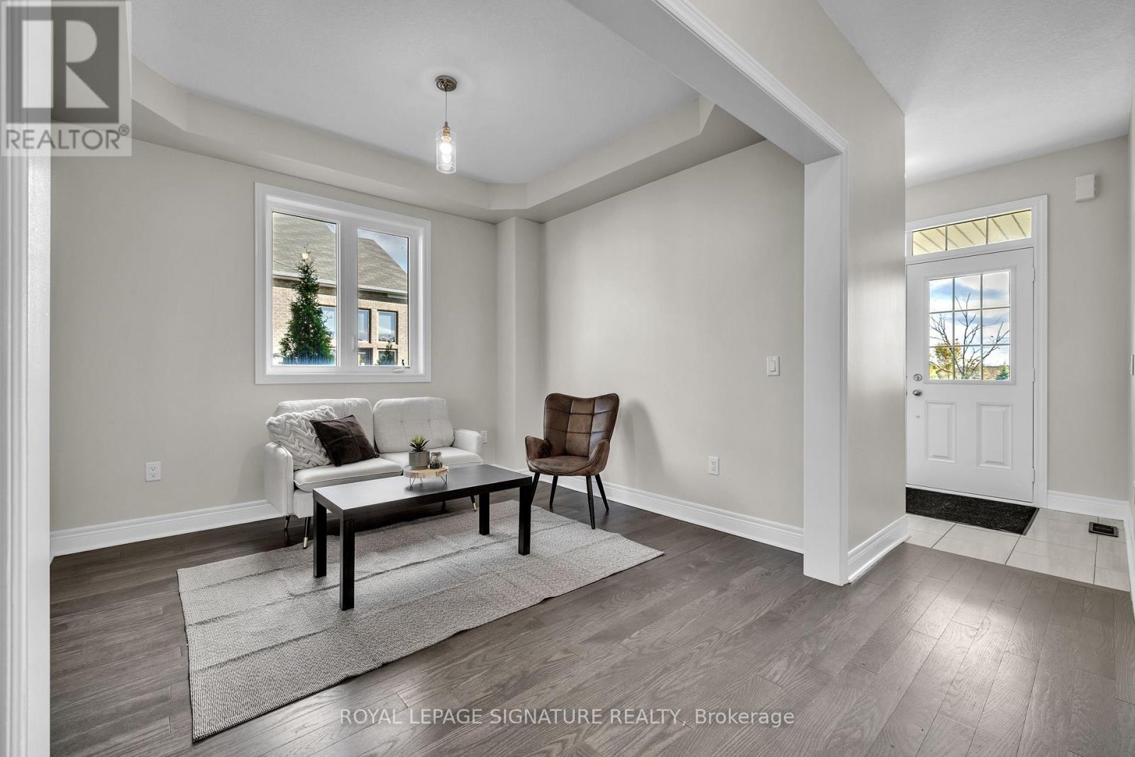 1089 Upper Thames Drive, Woodstock, Ontario  N4T 0H2 - Photo 3 - X12492258