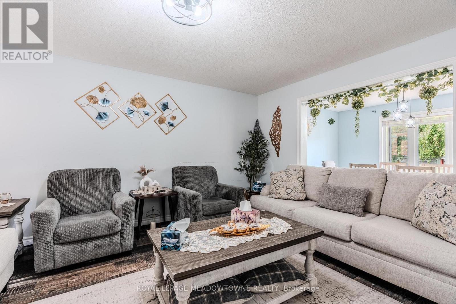 893 Bitterbush Crescent, London North, Ontario  N6H 5X6 - Photo 10 - X12492294