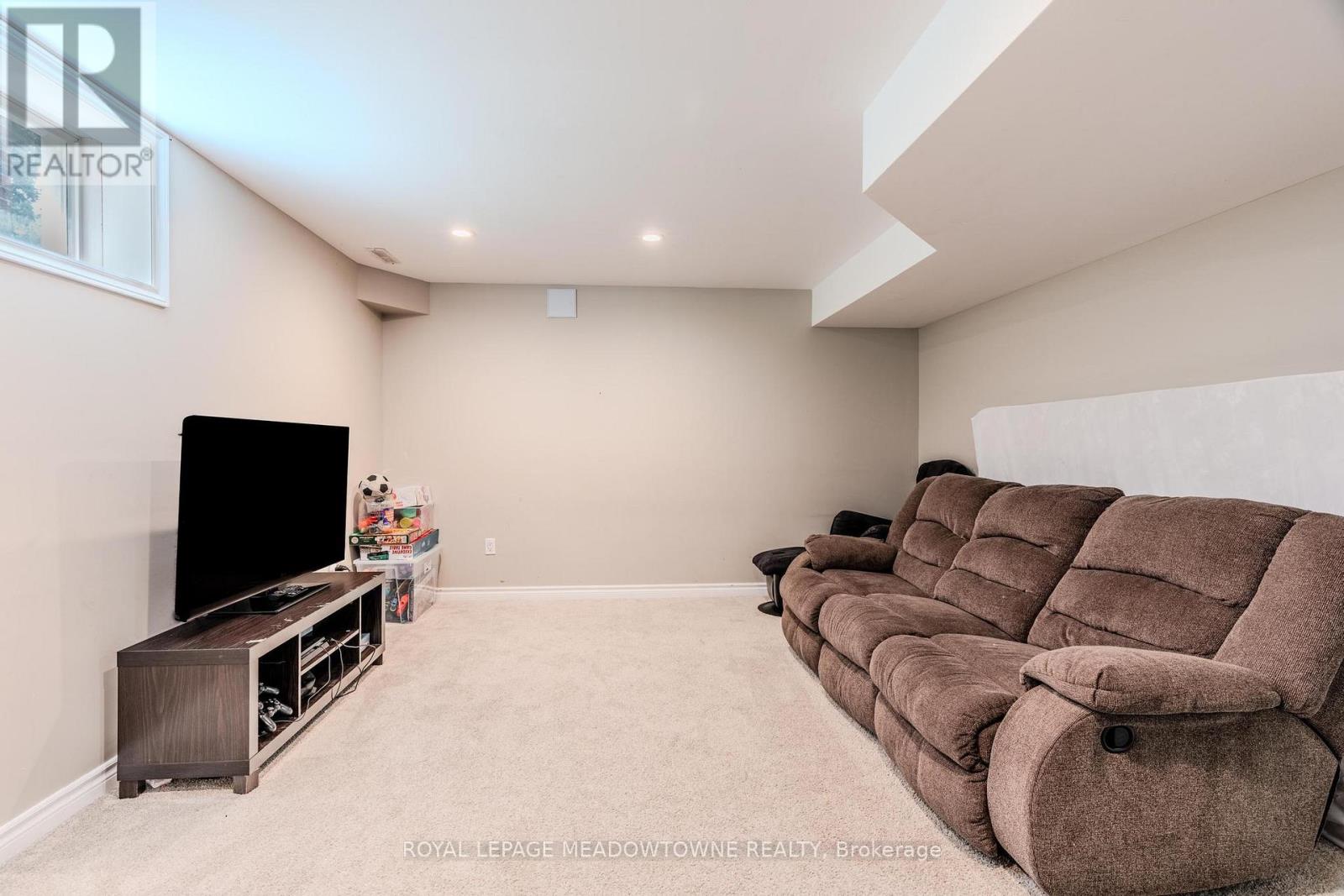 893 Bitterbush Crescent, London North, Ontario  N6H 5X6 - Photo 36 - X12492294