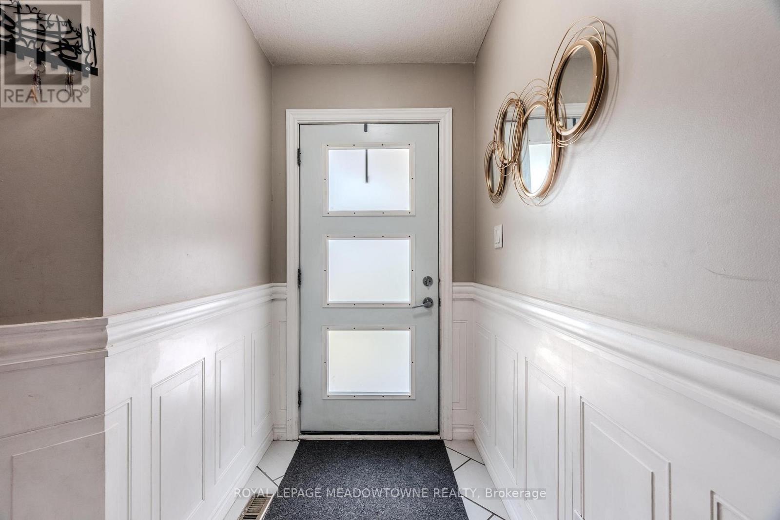 893 Bitterbush Crescent, London North, Ontario  N6H 5X6 - Photo 5 - X12492294