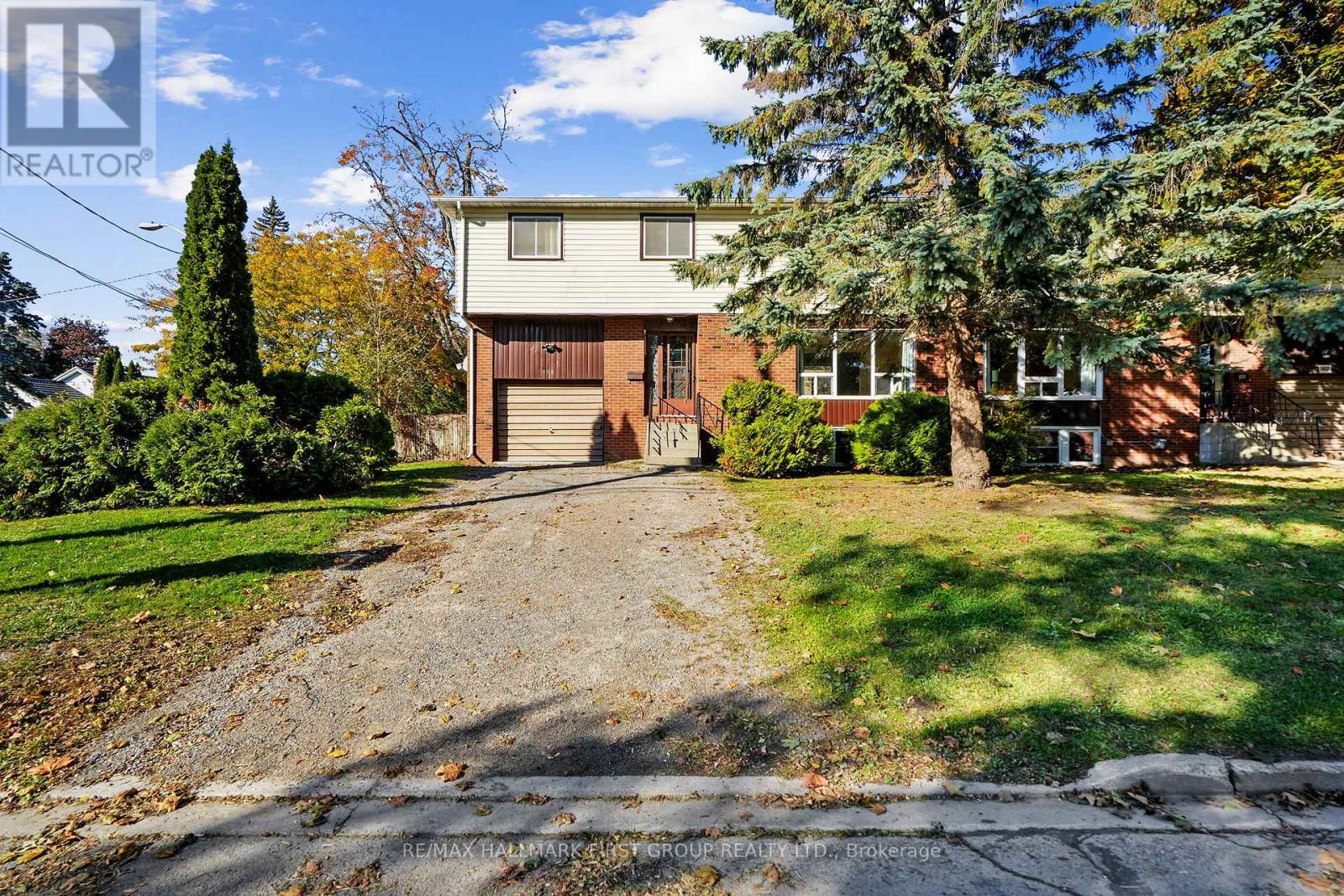 158/162 Queen Street, Cobourg, Ontario  K9A 4T8 - Photo 3 - X12492336