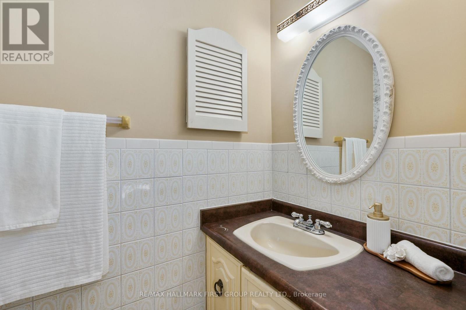 158/162 Queen Street, Cobourg, Ontario  K9A 4T8 - Photo 7 - X12492336