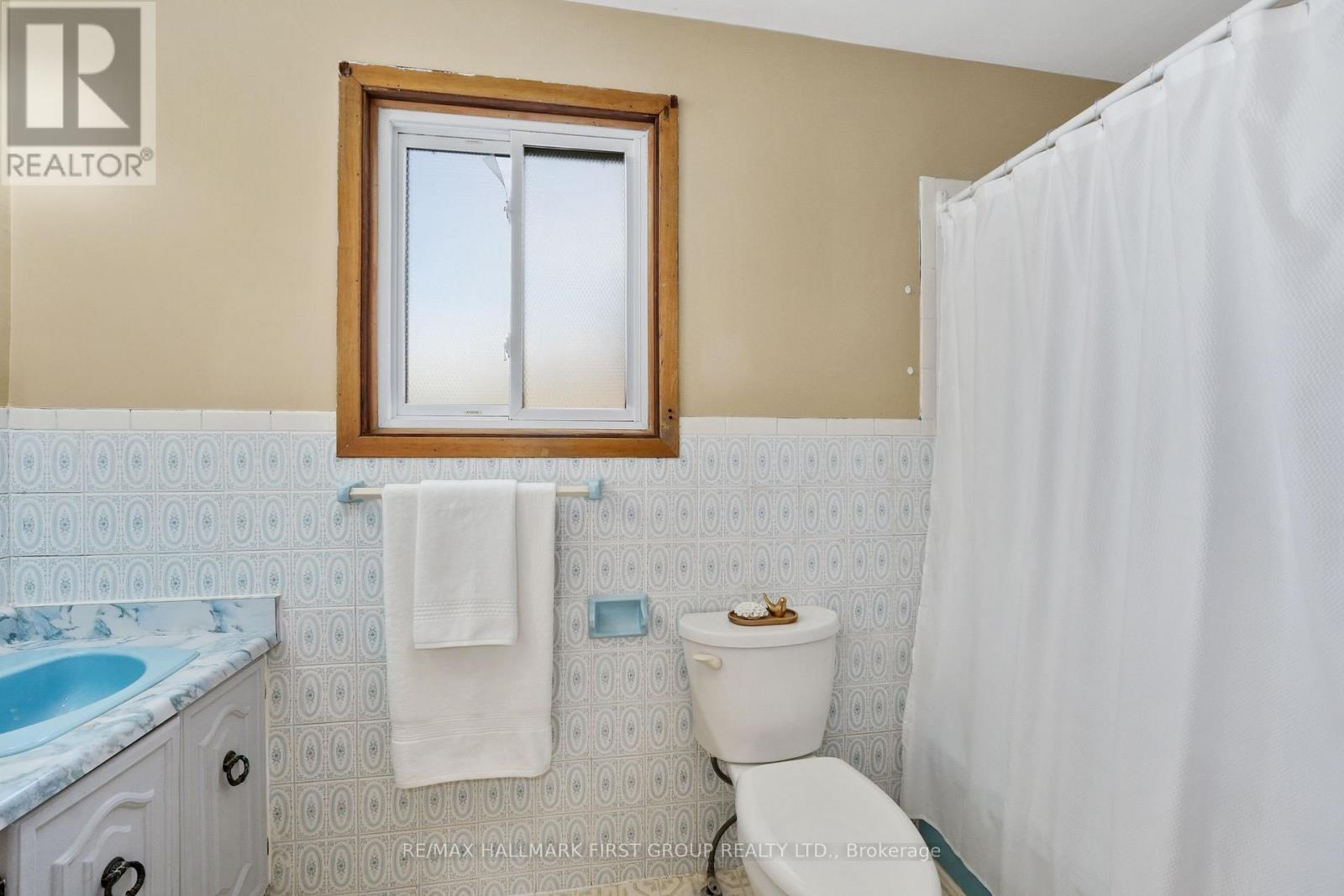 158/162 Queen Street, Cobourg, Ontario  K9A 4T8 - Photo 9 - X12492336