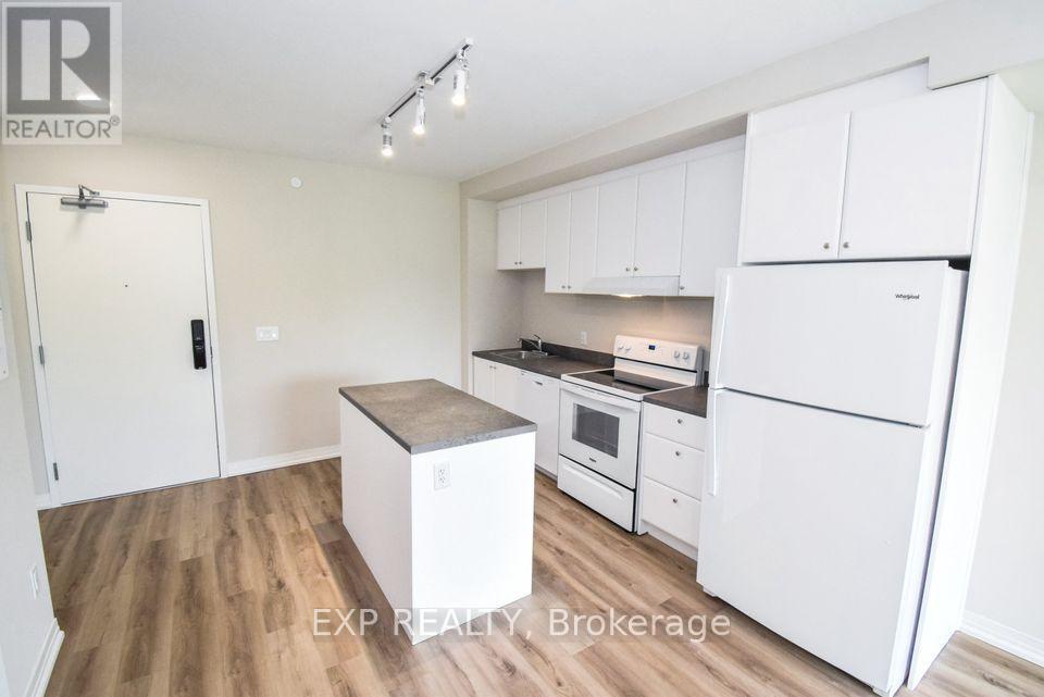 228 - 50 Herrick Avenue, St. Catharines, Ontario  L2P 0B8 - Photo 6 - X12492344