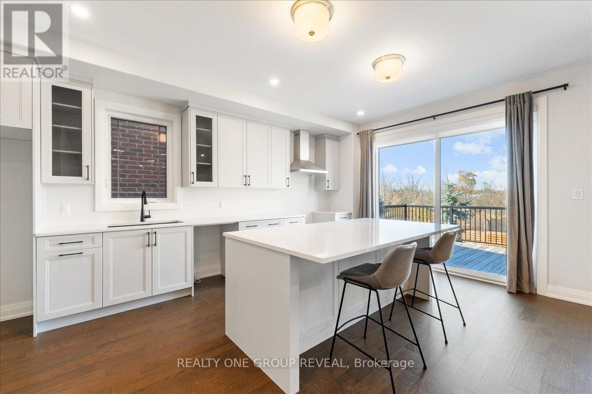 1054 Rippingale Trail, Peterborough, Ontario  K9H 0J8 - Photo 12 - X12492350