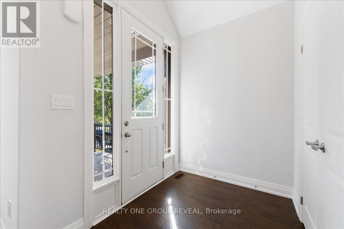 1054 Rippingale Trail, Peterborough, Ontario  K9H 0J8 - Photo 4 - X12492350