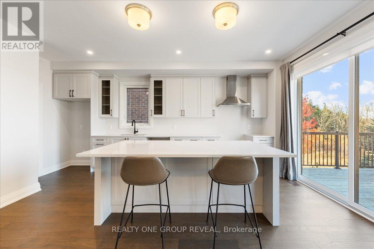 1054 Rippingale Trail, Peterborough, Ontario  K9H 0J8 - Photo 7 - X12492350