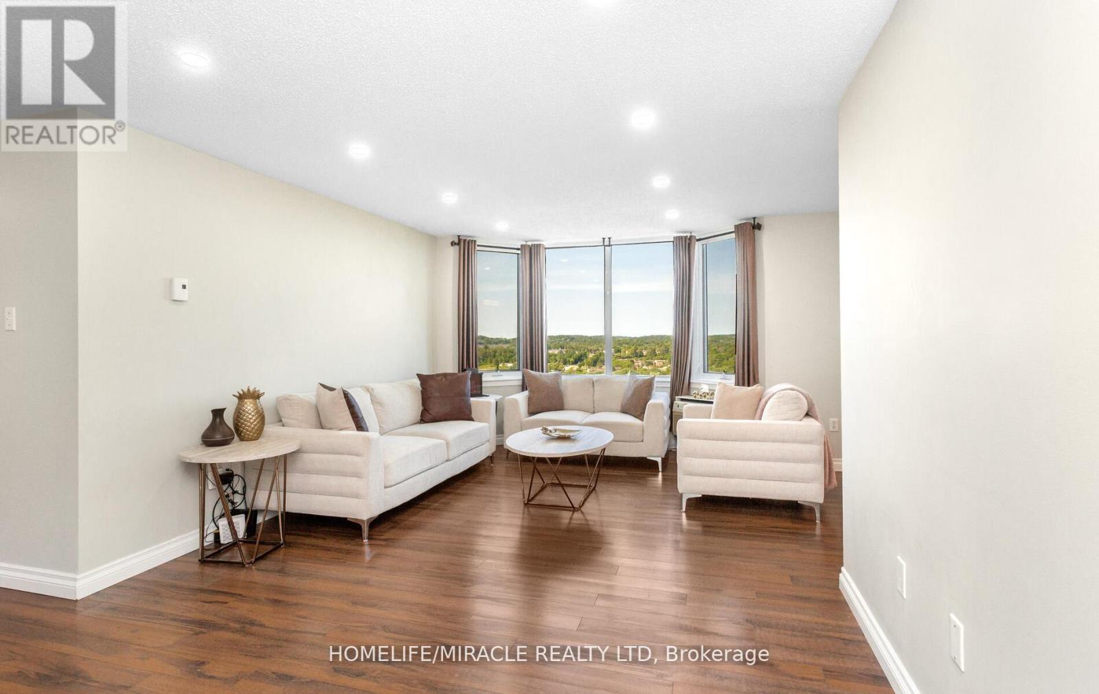 1705 - 35 Green Valley Drive, Kitchener, Ontario  N2P 2A5 - Photo 10 - X12492380