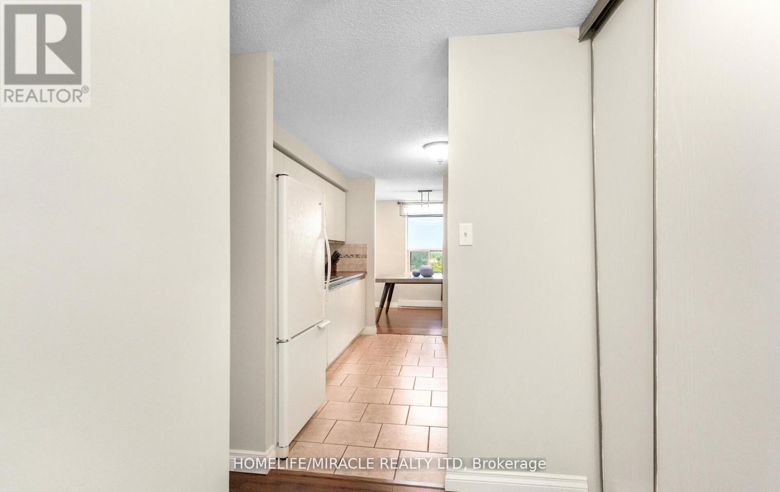 1705 - 35 Green Valley Drive, Kitchener, Ontario  N2P 2A5 - Photo 18 - X12492380