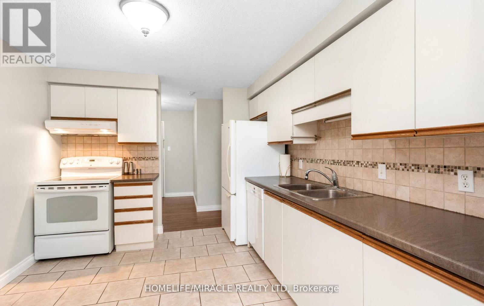 1705 - 35 Green Valley Drive, Kitchener, Ontario  N2P 2A5 - Photo 24 - X12492380