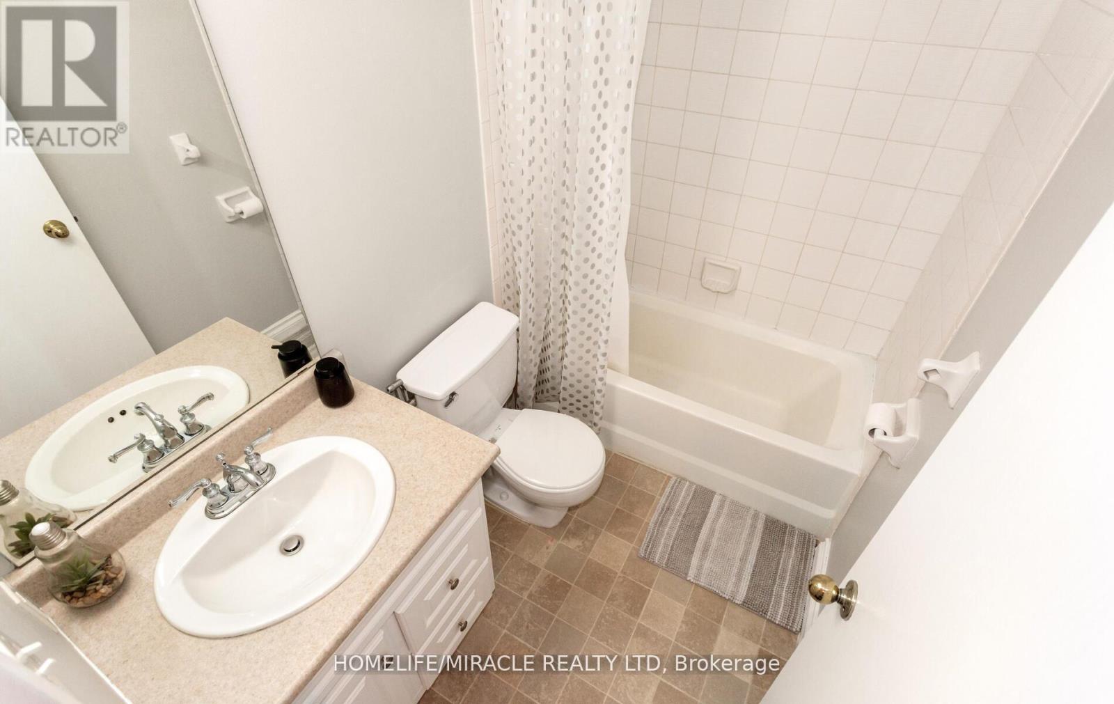 1705 - 35 Green Valley Drive, Kitchener, Ontario  N2P 2A5 - Photo 27 - X12492380