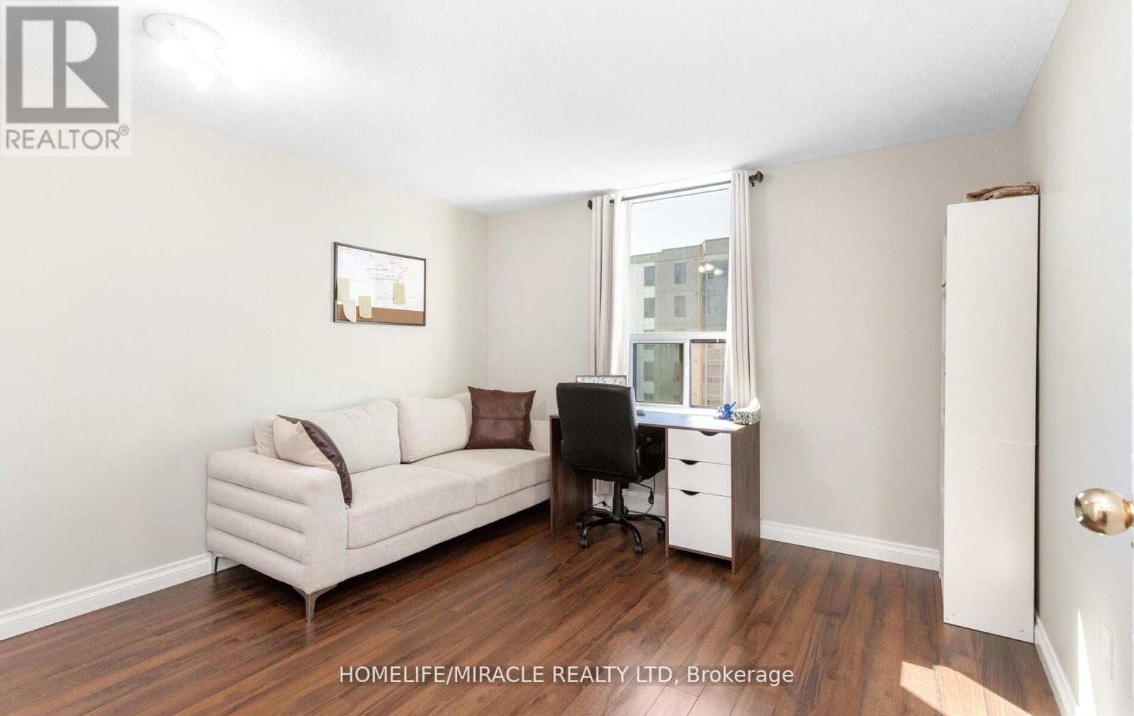 1705 - 35 Green Valley Drive, Kitchener, Ontario  N2P 2A5 - Photo 37 - X12492380