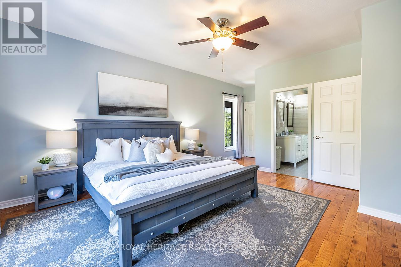 17 Francis Street, Kawartha Lakes, Ontario  K9V 3R7 - Photo 27 - X12492408