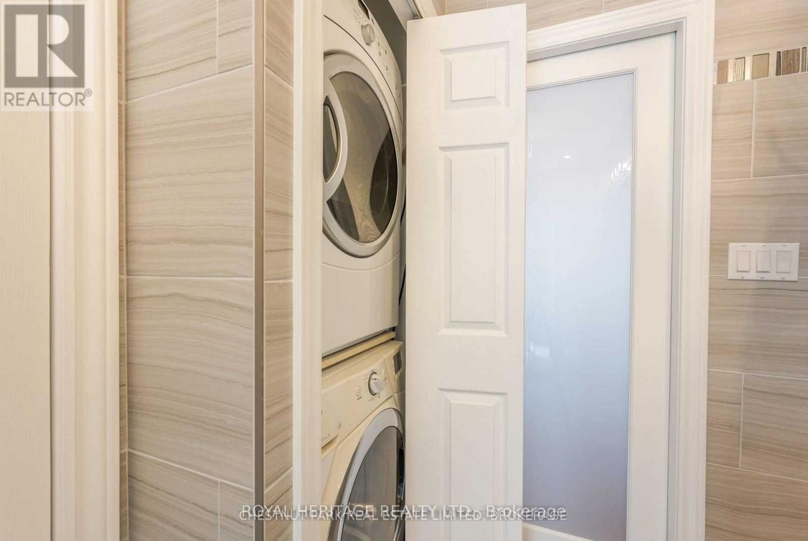 17 Francis Street, Kawartha Lakes, Ontario  K9V 3R7 - Photo 30 - X12492408