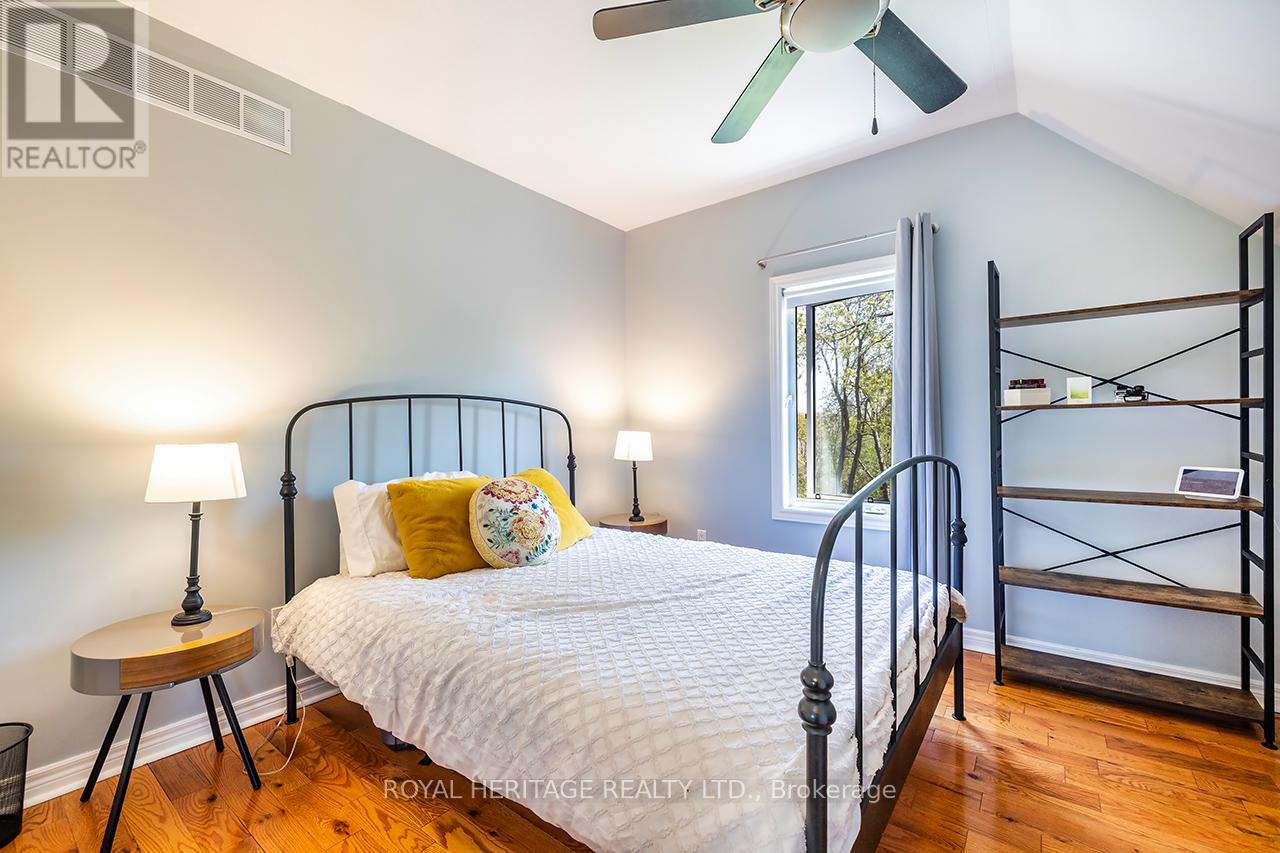 17 Francis Street, Kawartha Lakes, Ontario  K9V 3R7 - Photo 44 - X12492408