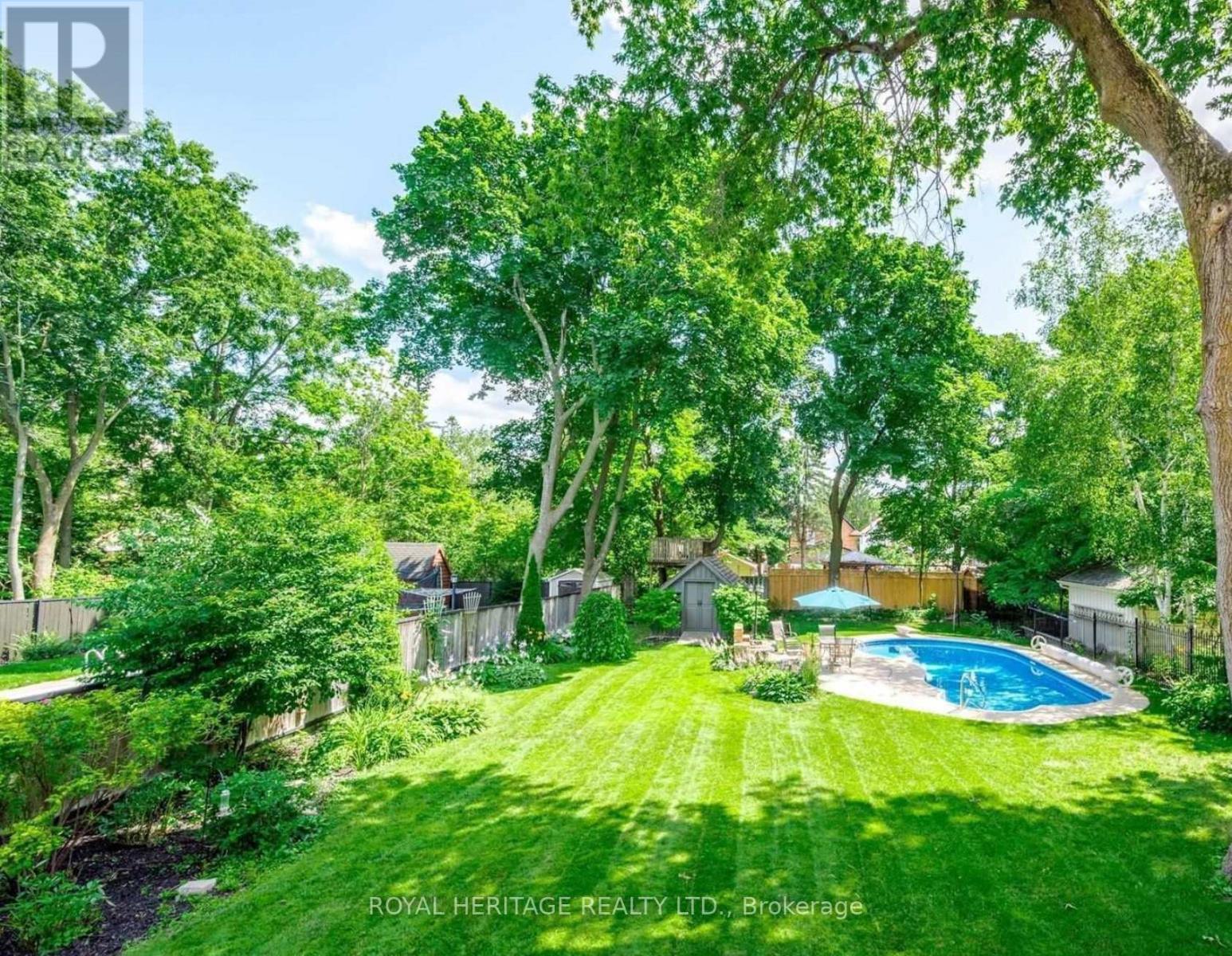 17 Francis Street, Kawartha Lakes, Ontario  K9V 3R7 - Photo 5 - X12492408