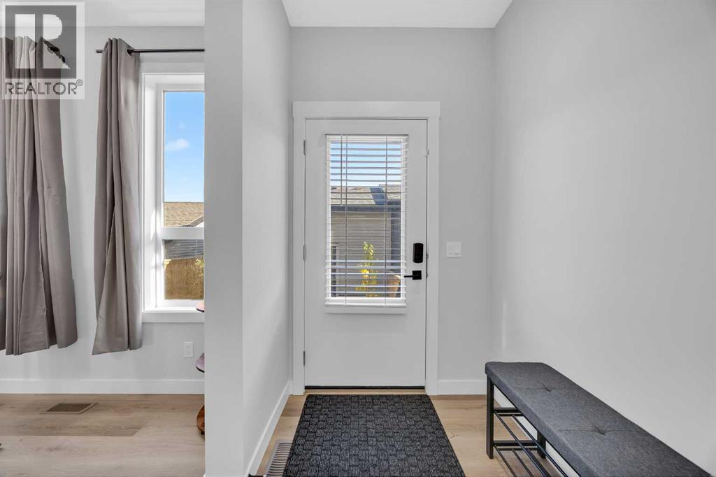 32 Silverton Glen Green Sw, Calgary, Alberta  T2X 5B8 - Photo 21 - A2265189