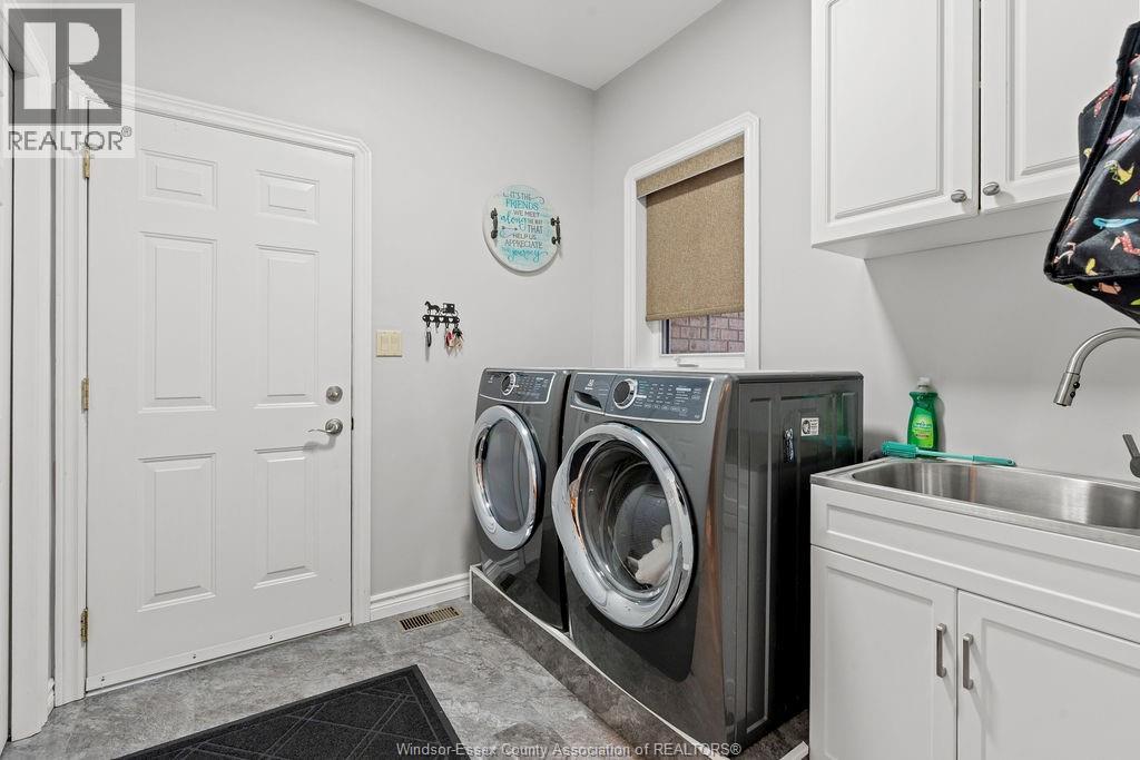 12 Lakeside Crescent, Kingsville, Ontario  N9Y 4C1 - Photo 32 - 25027615