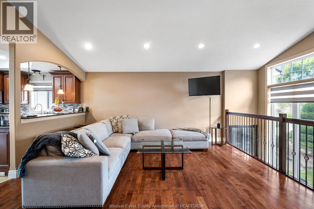 4765 Barcelona, Windsor, Ontario  N9G 3G1 - Photo 3 - 25027609
