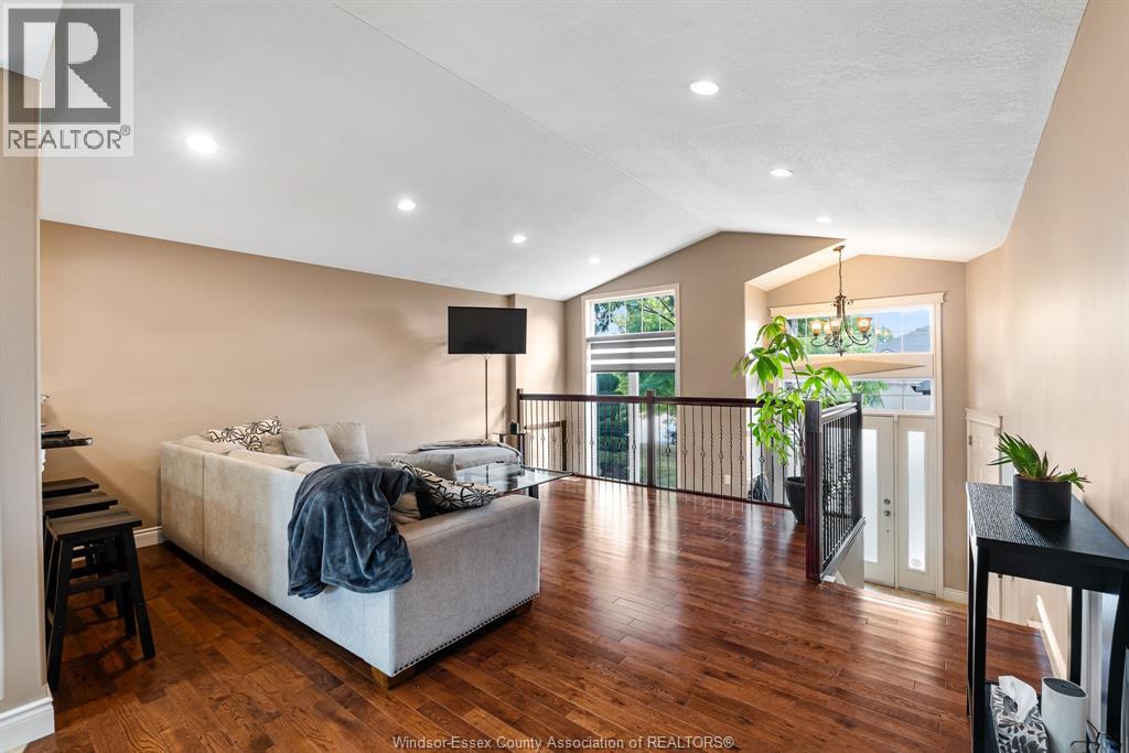 4765 Barcelona, Windsor, Ontario  N9G 3G1 - Photo 8 - 25027609