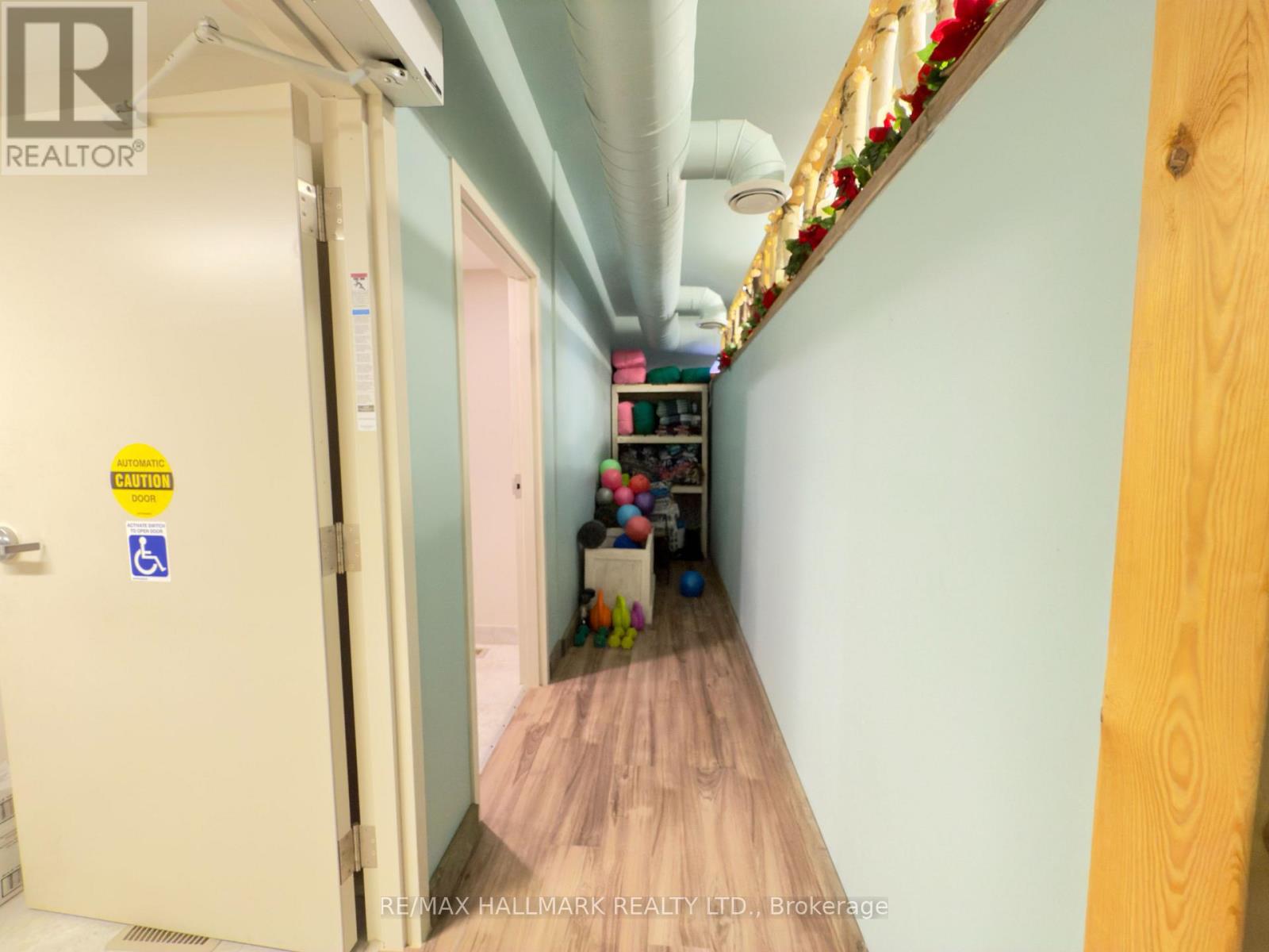 65 Big Bay Point Road N, Innisfil, Ontario  L9S 2N1 - Photo 10 - N12430974