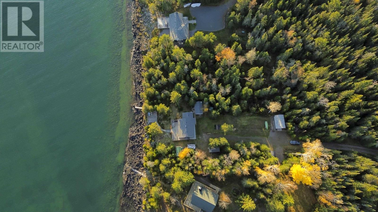 351 Amethyst Harbour, Cliff Ave, Thunder Bay, Ontario  P7A 0B4 - Photo 3 - TB253358