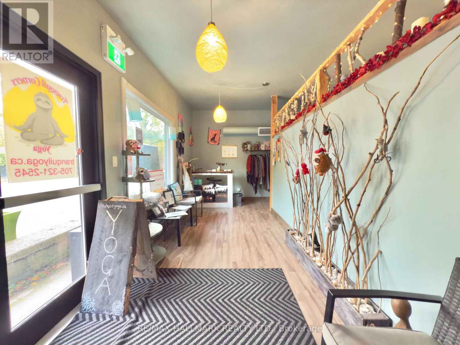 65 Big Bay Point Road N, Innisfil, Ontario  L9S 2N1 - Photo 5 - N12430974