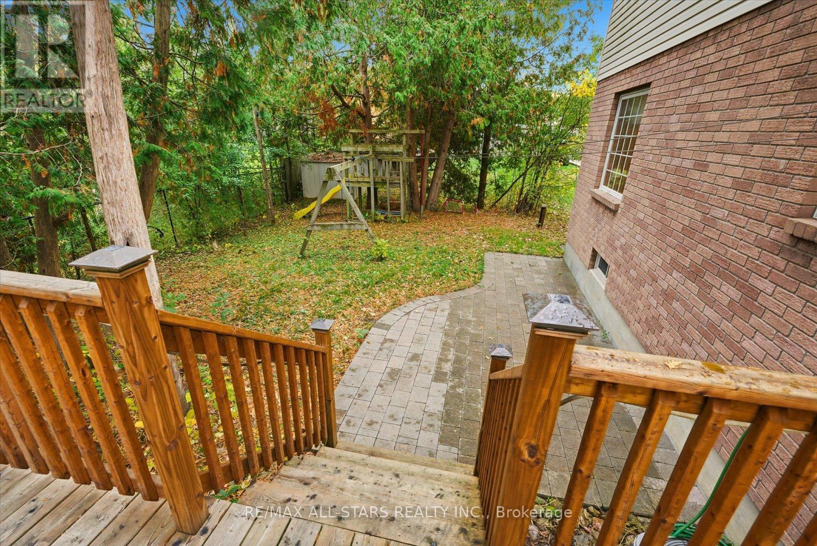 62 Evelyn Avenue, Georgina, Ontario  L4P 3C8 - Photo 39 - N12481439