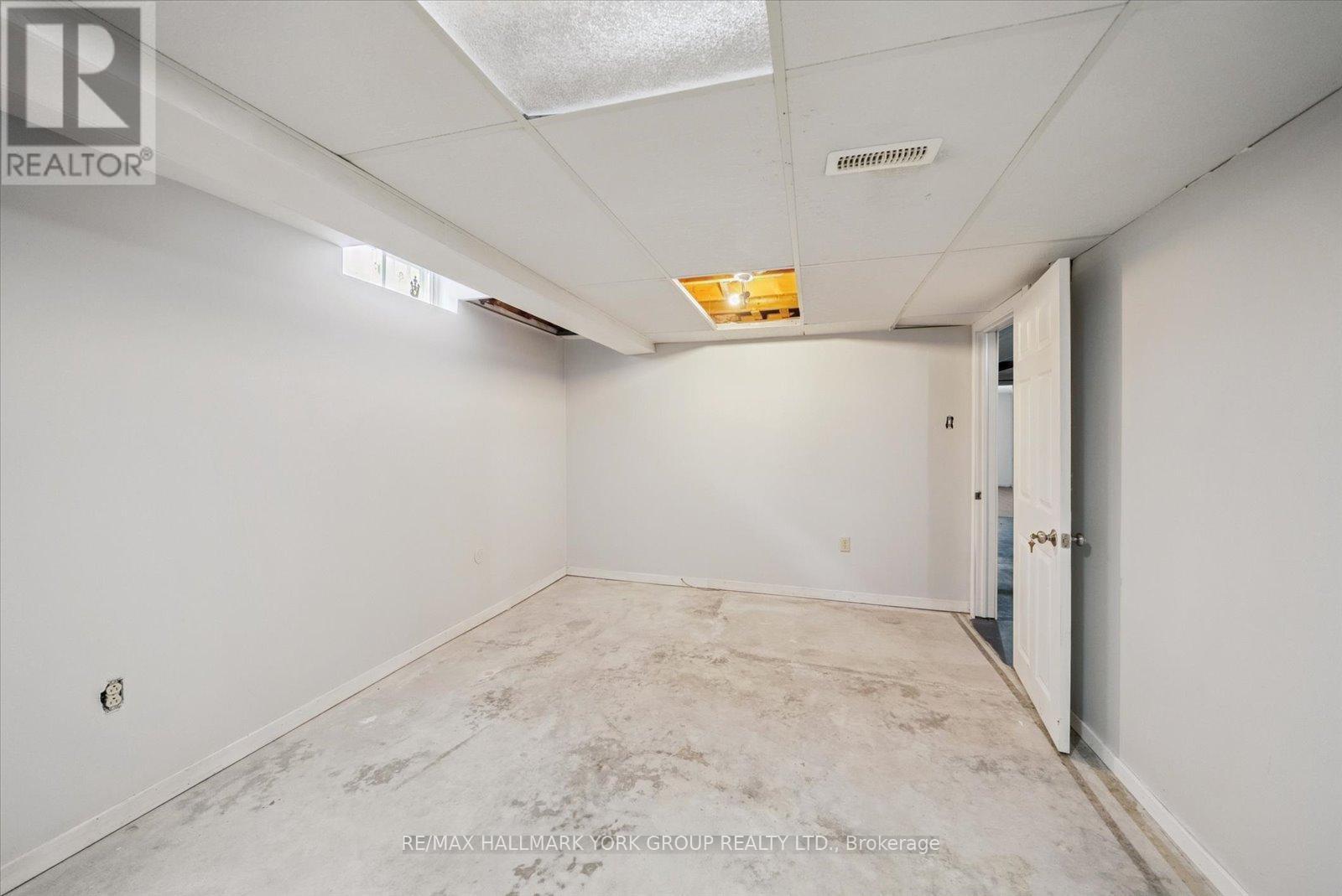 6 Glenecho Drive, Barrie, Ontario  L4M 4J3 - Photo 29 - S12466982