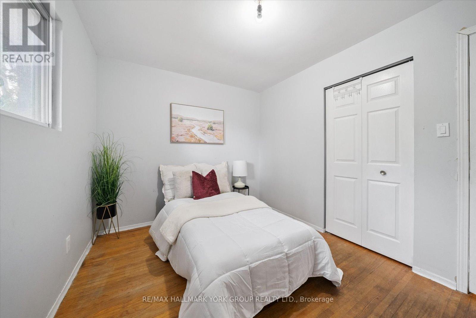 6 Glenecho Drive, Barrie, Ontario  L4M 4J3 - Photo 20 - S12466982