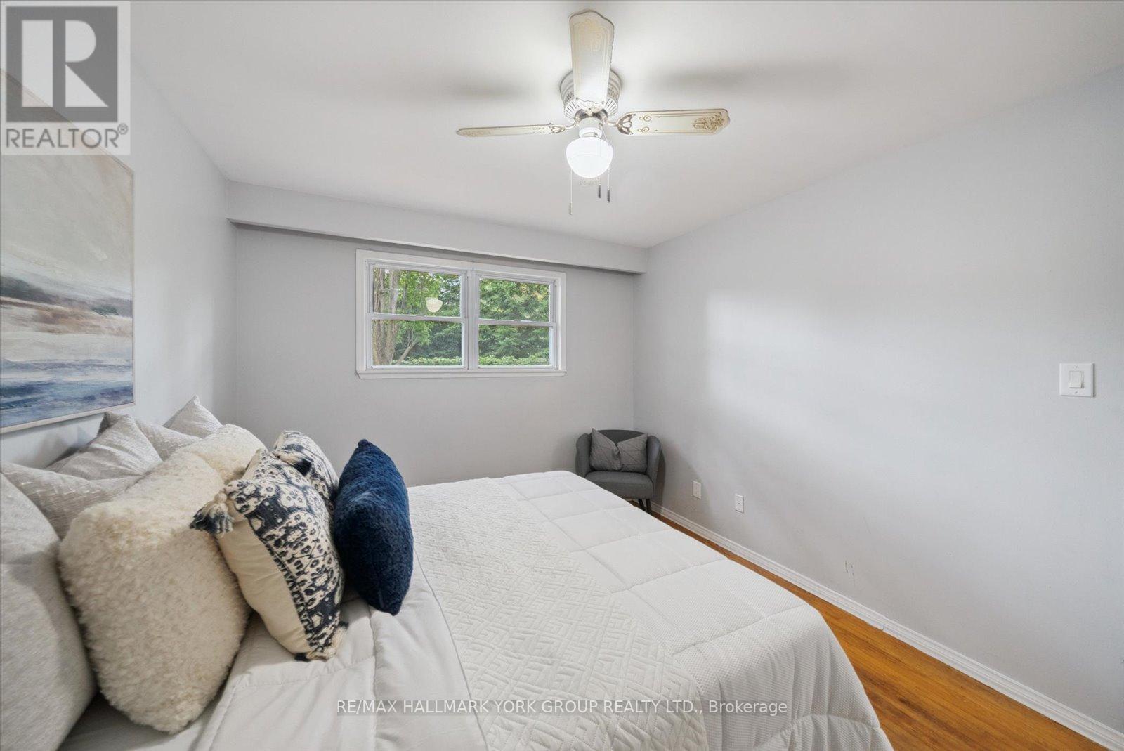 6 Glenecho Drive, Barrie, Ontario  L4M 4J3 - Photo 17 - S12466982