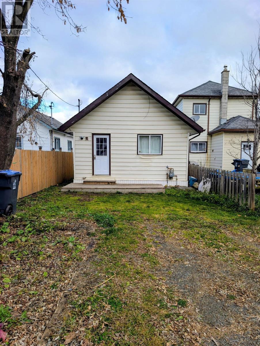 1108 Frederica St W, Thunder Bay, Ontario  P7E 3Y2 - Photo 3 - TB253351