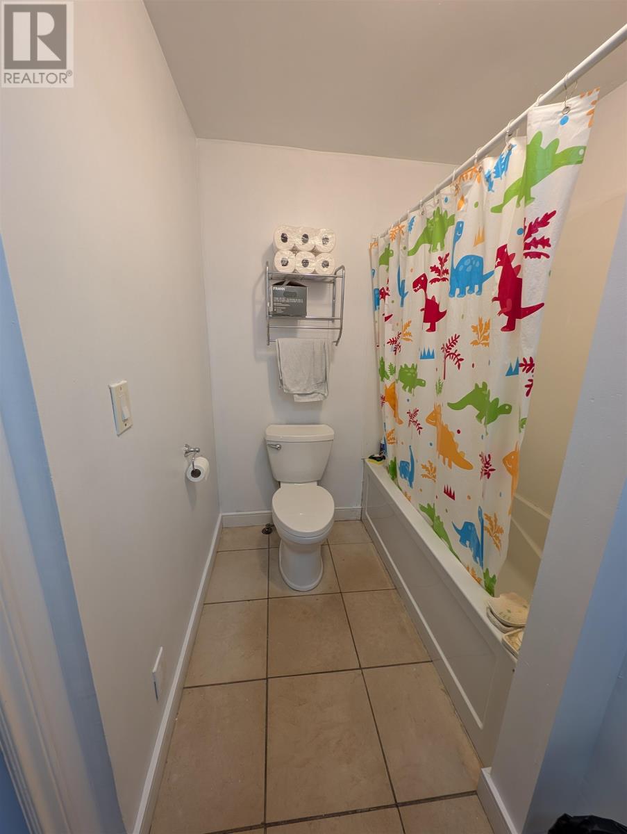 1108 Frederica St W, Thunder Bay, Ontario  P7E 3Y2 - Photo 12 - TB253351