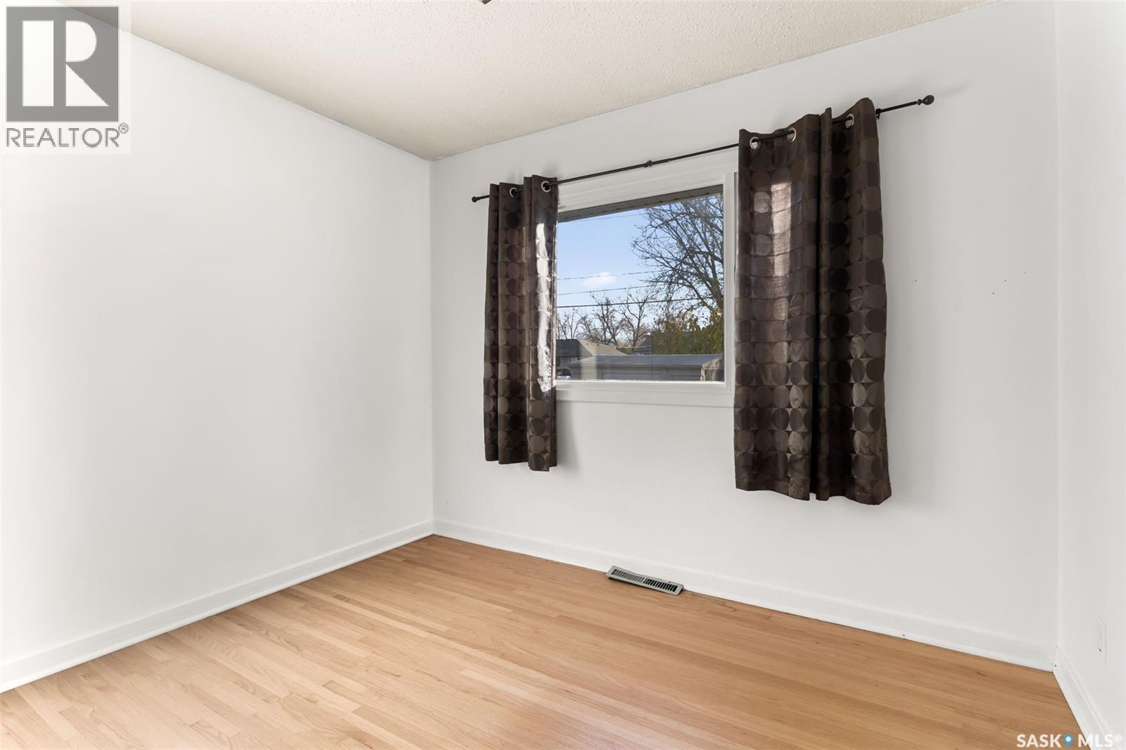 2537 Edward Street, Regina, Saskatchewan  S4S 0M9 - Photo 17 - SK022023