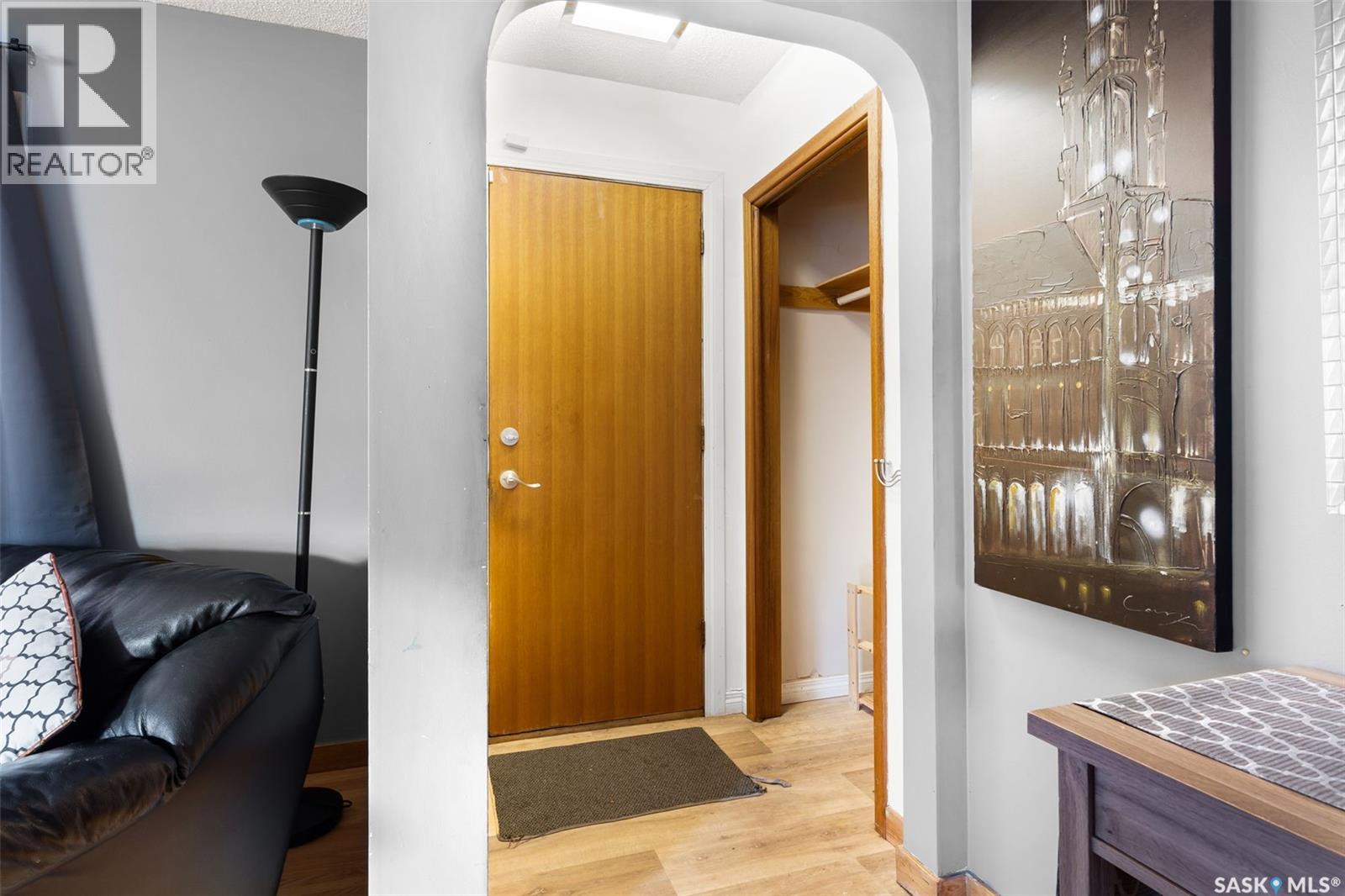 2537 Edward Street, Regina, Saskatchewan  S4S 0M9 - Photo 3 - SK022023