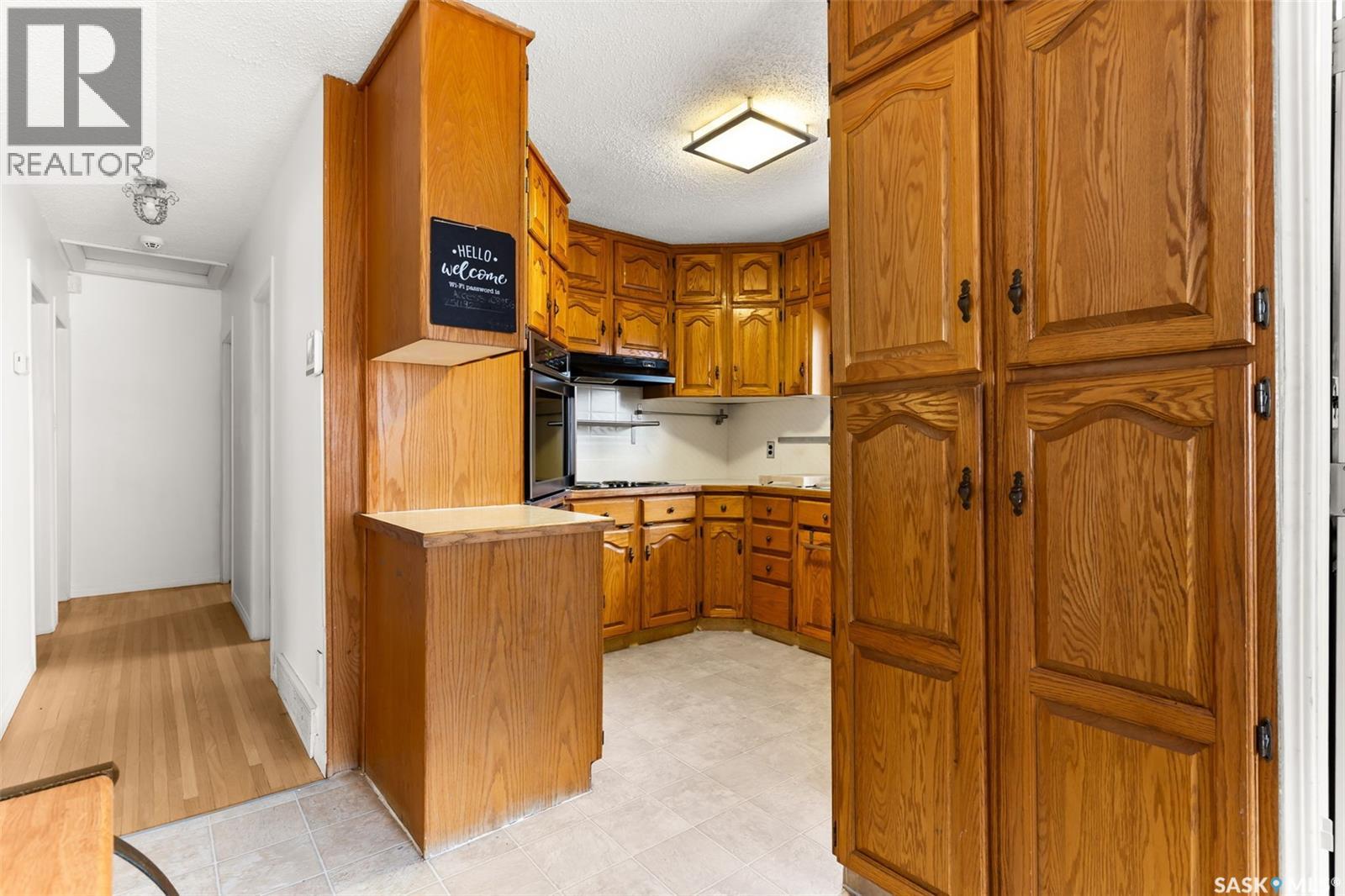 2537 Edward Street, Regina, Saskatchewan  S4S 0M9 - Photo 8 - SK022023