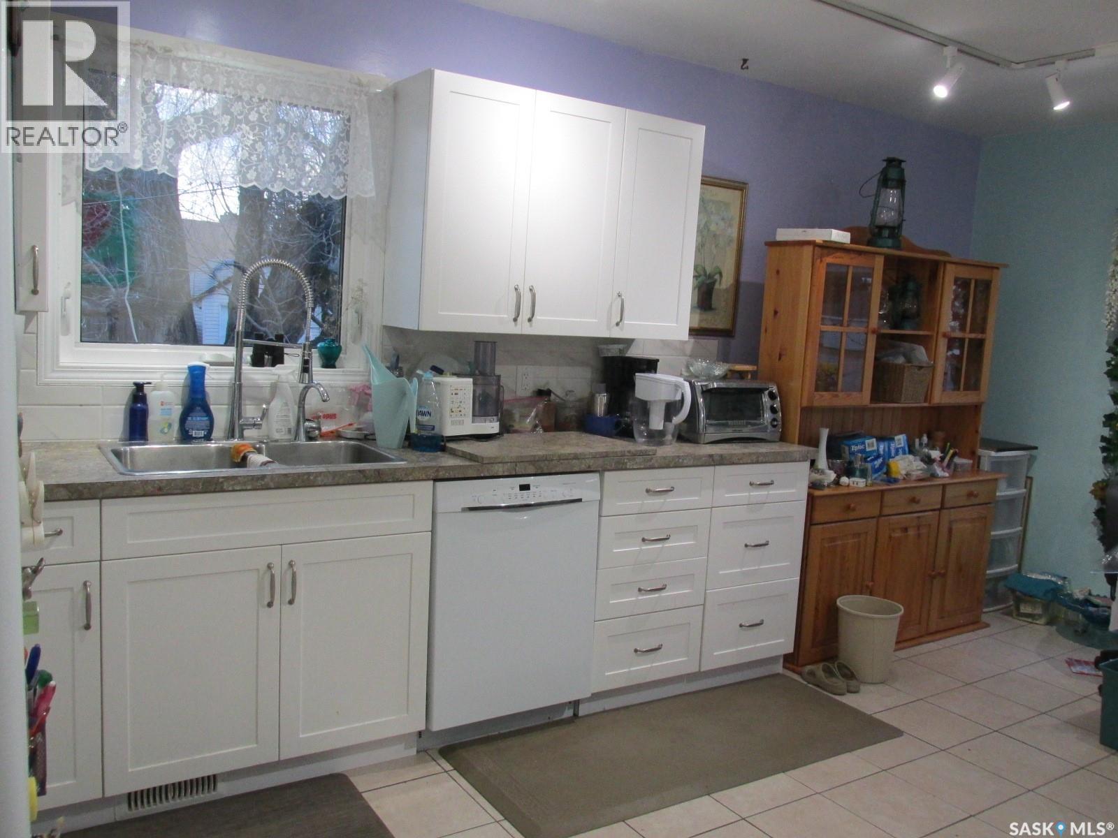 311 1st Street W, Nipawin, Saskatchewan  S0E 1E0 - Photo 12 - SK022016