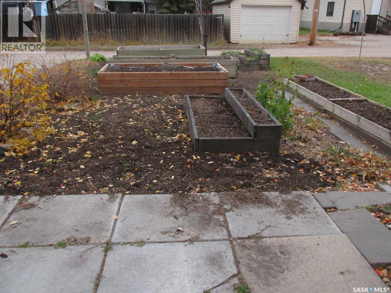 311 1st Street W, Nipawin, Saskatchewan  S0E 1E0 - Photo 25 - SK022016